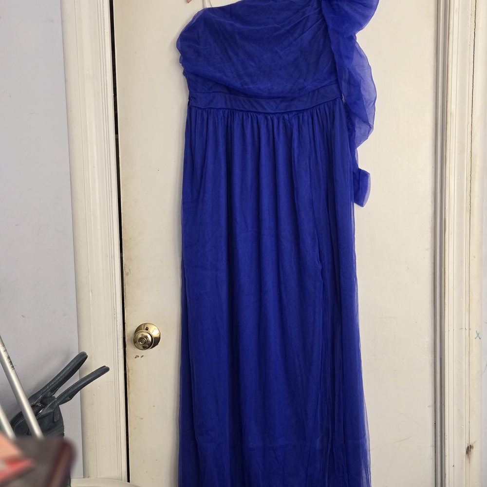 Elegant Blue One-Shoulder Prom Dress